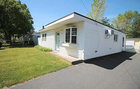 54 Lucerne Rd, Springfield, MA 01119 photo 5