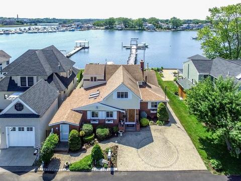 15 Tibbetts Ave, Danvers, MA 01923 photo 1
