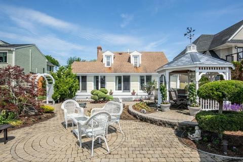 15 Tibbetts Ave, Danvers, MA 01923 photo 8