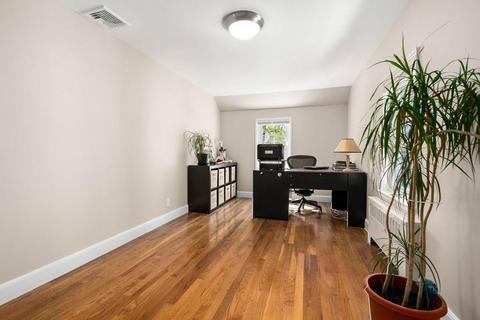 166 Payson Rd, Brookline, MA 02467 photo 13