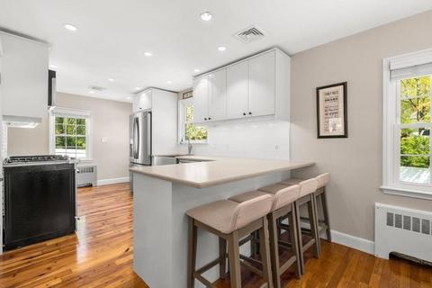 166 Payson Rd, Brookline, MA 02467 photo 6