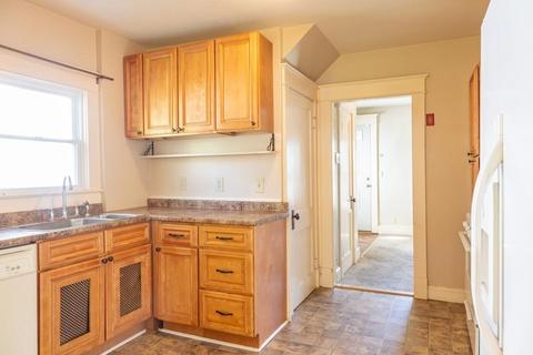 116 Jenness St, Springfield, MA 01104 photo 2