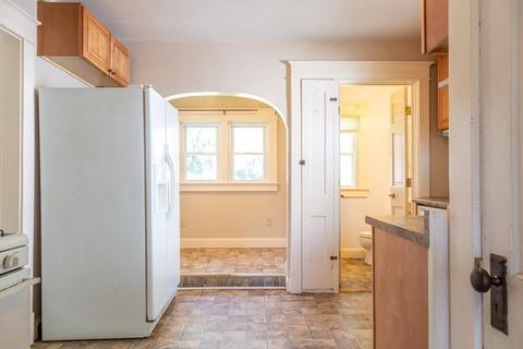 116 Jenness St, Springfield, MA 01104 photo 5