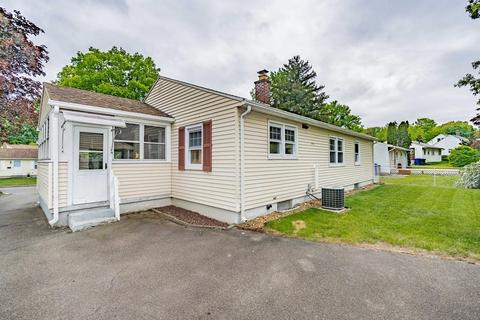 18 Brittany Rd, Springfield, MA 01151 photo 15
