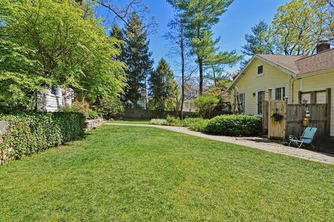 17 Wachusett Rd, Needham, MA 02492 photo 4