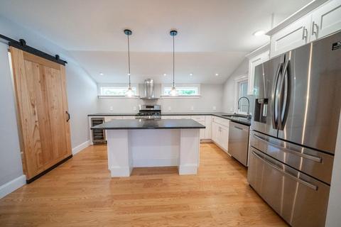 13 Putnam St #3, Danvers, MA 01923 photo 2
