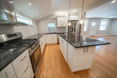 13 Putnam St #3, Danvers, MA 01923 photo 1