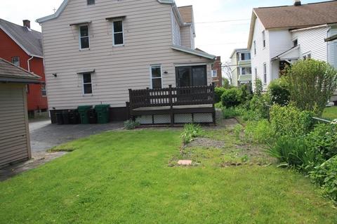 19 Bell St, Chicopee, MA 01013 photo 12
