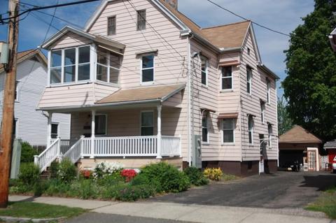 19 Bell St, Chicopee, MA 01013 photo 1