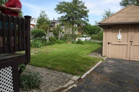 19 Bell St, Chicopee, MA 01013 photo 9