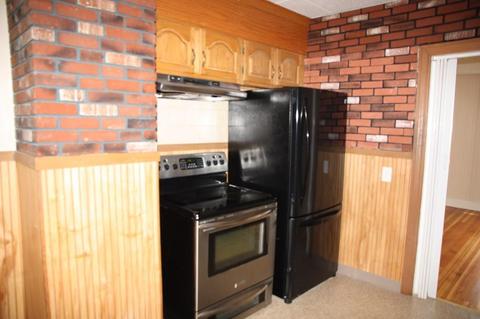 19 Bell St, Chicopee, MA 01013 photo 2