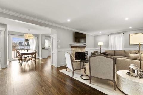28 Thorpe Rd, Needham, MA 02494 photo 4