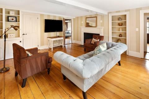 347 Main St, Hingham, MA 02043 photo 6