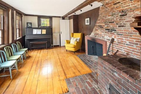 347 Main St, Hingham, MA 02043 photo 3