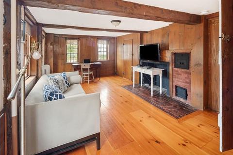 347 Main St, Hingham, MA 02043 photo 5