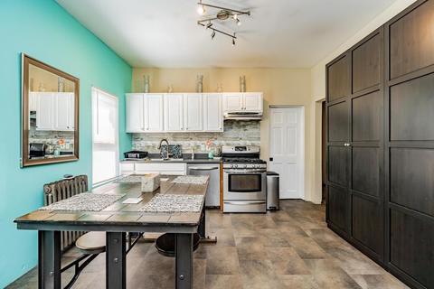 117 Miller St, Springfield, MA 01104 photo 9
