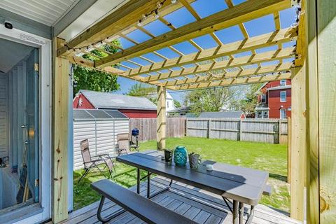 117 Miller St, Springfield, MA 01104 photo 30