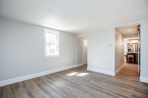 5 Marsh St, Gloucester, MA 01930 photo 11