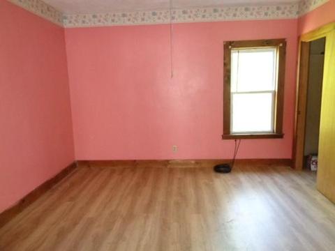 20 Pearl St, Webster, MA 01570 photo 17