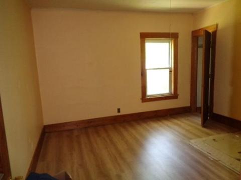 20 Pearl St, Webster, MA 01570 photo 12
