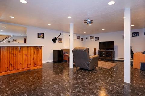 1 Ashley St, Worcester, MA 01604 photo 16
