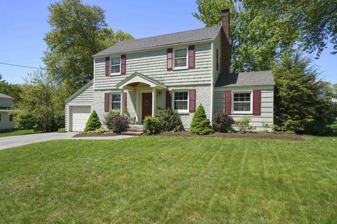 26 Hampton Rd, Natick, MA 01760 photo 1