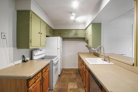 26 Hampton Rd, Natick, MA 01760 photo 4