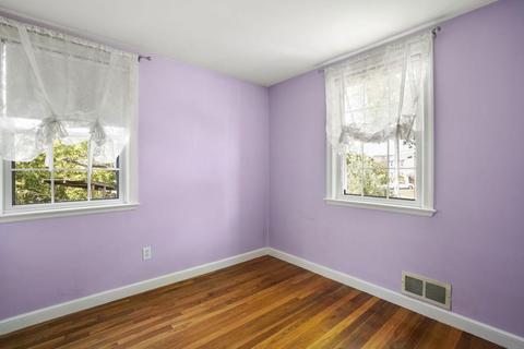 26 Hampton Rd, Natick, MA 01760 photo 11