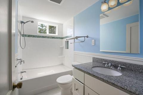 26 Hampton Rd, Natick, MA 01760 photo 12