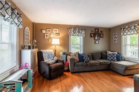 22 Brooks St, Maynard, MA 01754 photo 6
