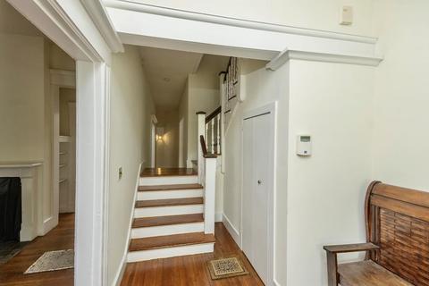 123 Mulberry St, Springfield, MA 01105 photo 10