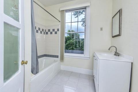 123 Mulberry St, Springfield, MA 01105 photo 27