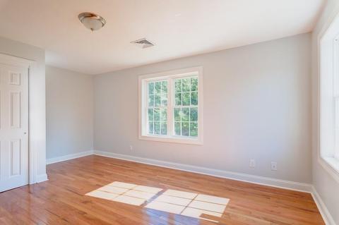 76 Upland St #B, Worcester, MA 01607 photo 5