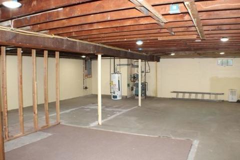 600 Montgomery St, Fall River, MA 02720 photo 12