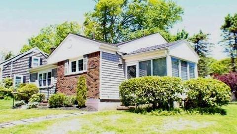 600 Montgomery St, Fall River, MA 02720 photo 3