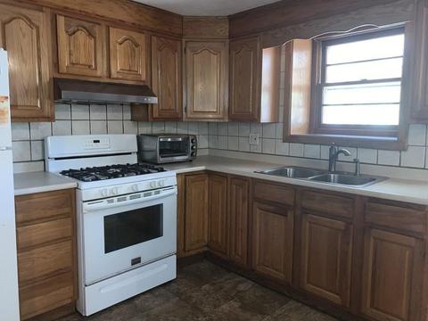 25 Cedar St, Ludlow, MA 01056 photo 17