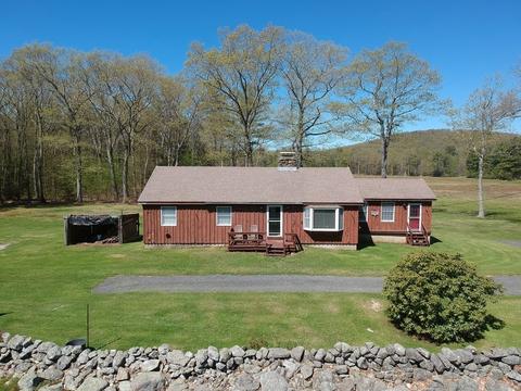 50 Whitney St, Phillipston, MA 01331 photo 2
