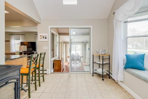 809 Pleasant St, Raynham, MA 02767 photo 15