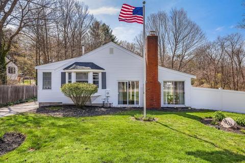 809 Pleasant St, Raynham, MA 02767 photo 2