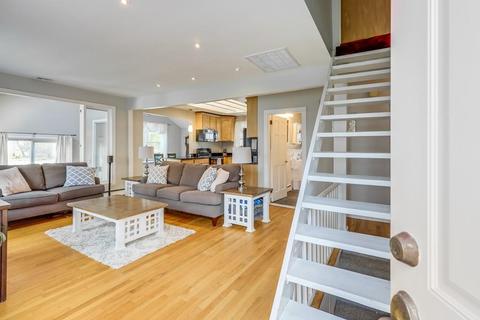 809 Pleasant St, Raynham, MA 02767 photo 5