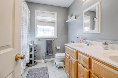 25 Bruce St, Springfield, MA 01119 photo 10