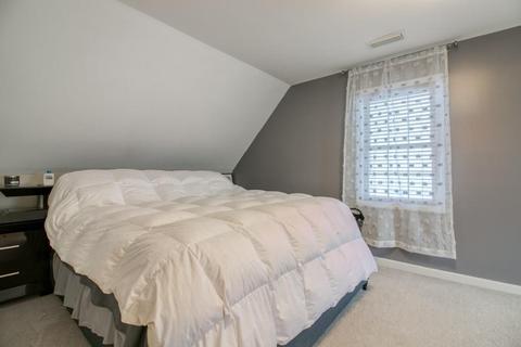 25 Bruce St, Springfield, MA 01119 photo 18