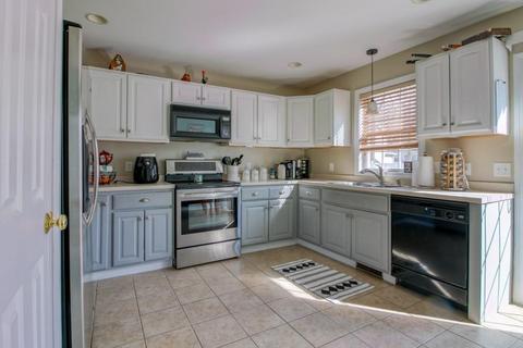 25 Bruce St, Springfield, MA 01119 photo 8