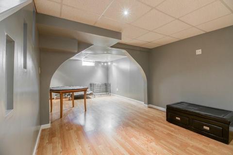 25 Bruce St, Springfield, MA 01119 photo 21
