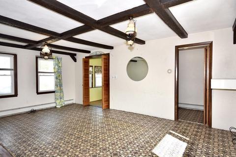 8 Vernal St, Wareham, MA 02571 photo 3