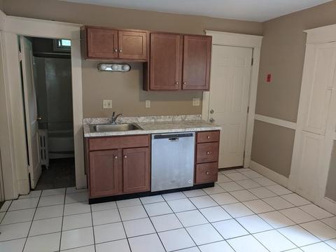 40 Daniel St, Springfield, MA 01151 photo 16