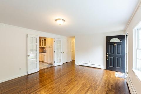 324 Nottingham Dr, Barnstable, MA 02632 photo 5