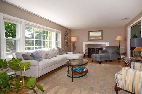 31 Apache Trl, Arlington, MA 02474 photo 6