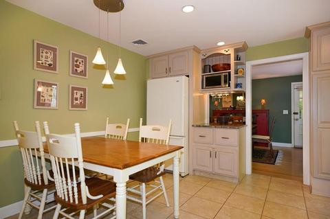 31 Apache Trl, Arlington, MA 02474 photo 12