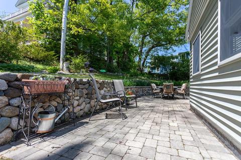 65 Walnut St, Arlington, MA 02476 photo 6